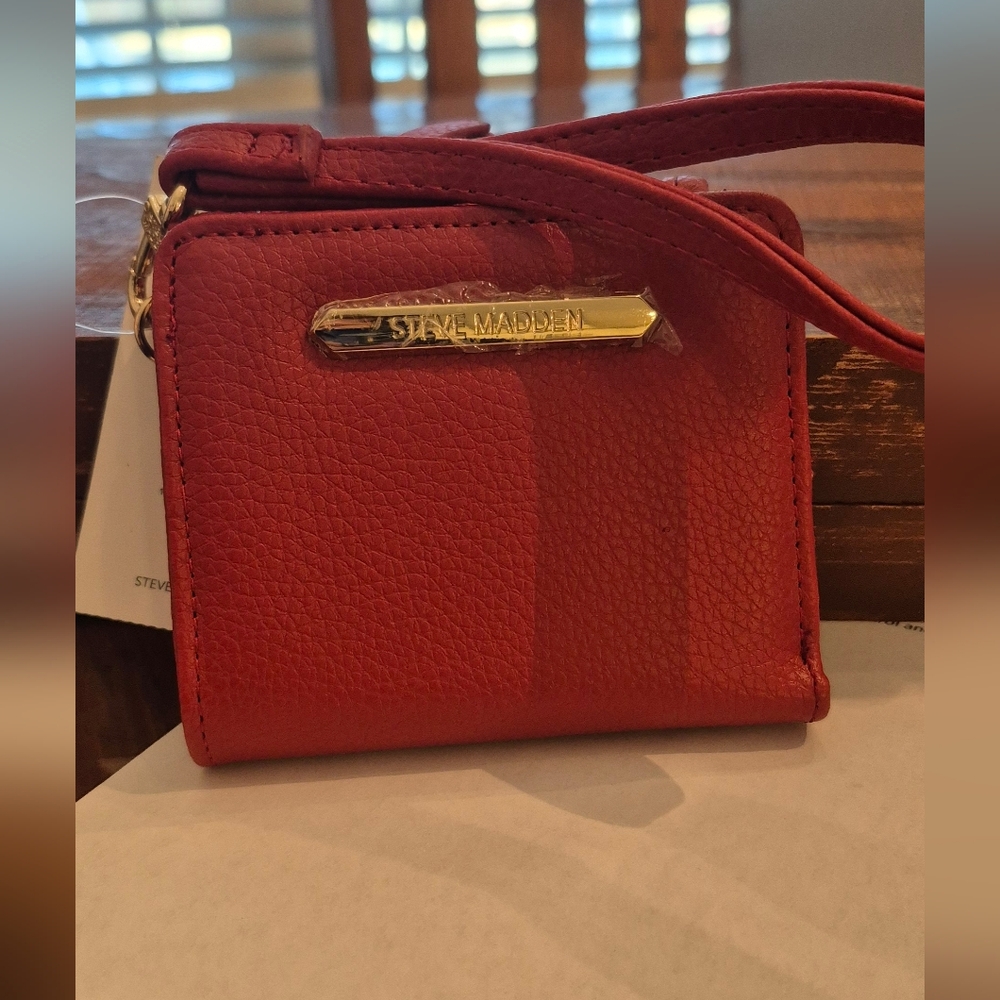 Steve Madden Vibrant Red Wristlet